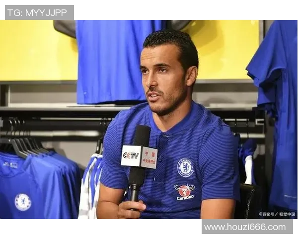 足球明星的华人女友身份揭秘她的背景与故事引发关注